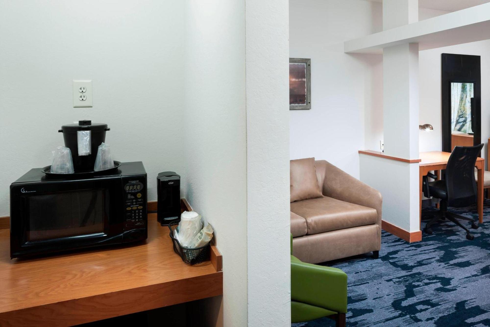 Fairfield Inn & Suites Wilmington Wrightsville Beach Экстерьер фото