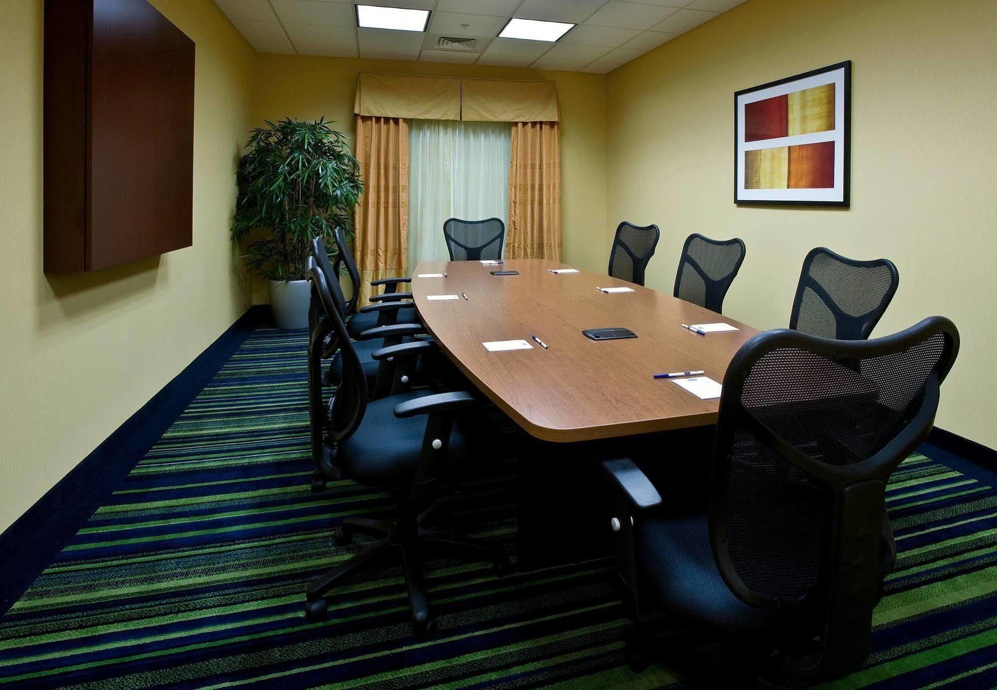 Fairfield Inn & Suites Wilmington Wrightsville Beach Экстерьер фото
