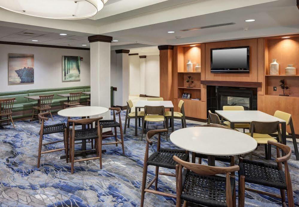 Fairfield Inn & Suites Wilmington Wrightsville Beach Экстерьер фото